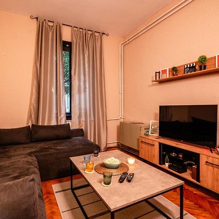 Cozy Apartment In City Center Belgrado Exterior foto