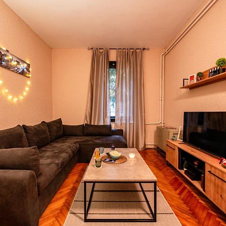 Cozy Apartment In City Center Belgrado Exterior foto